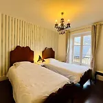 Le Point De Chute Heart Of Ste Mere * Sainte-Mère-Église