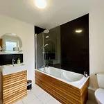 Le Point De Chute Heart Of Ste Mere