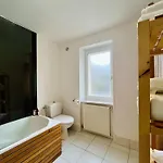 Le Point De Chute Heart Of Ste Mere Sainte-Mère-Église