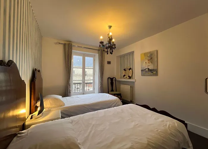 Le Point De Chute Heart Of Ste Mere * Sainte-Mère-Église