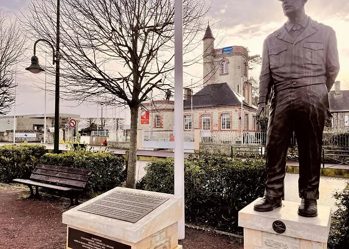 別荘 Le Point De Chute Heart Of Ste Mere Sainte-Mère-Église